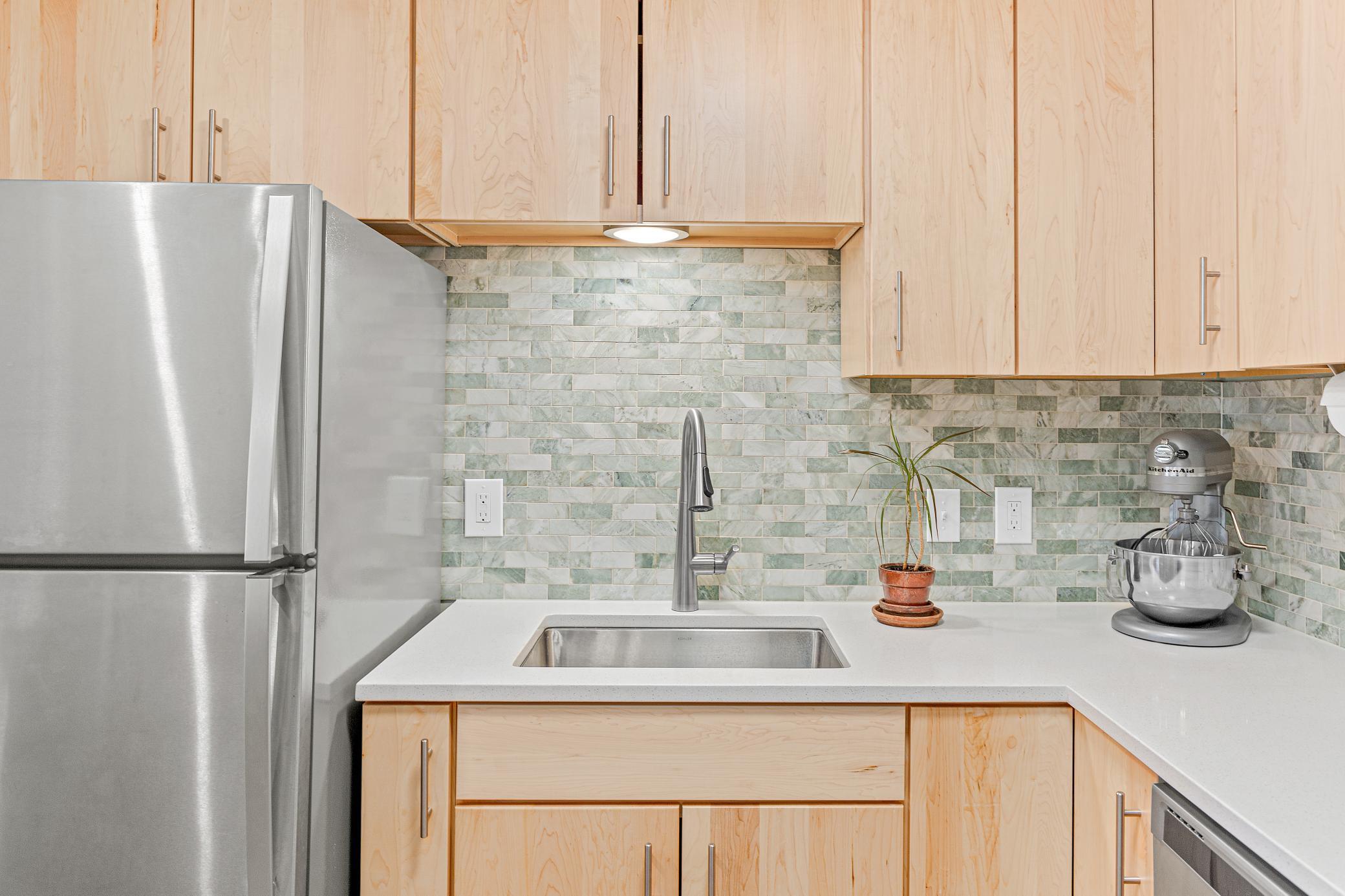 2601 Kenzie Terrace Unit: 129