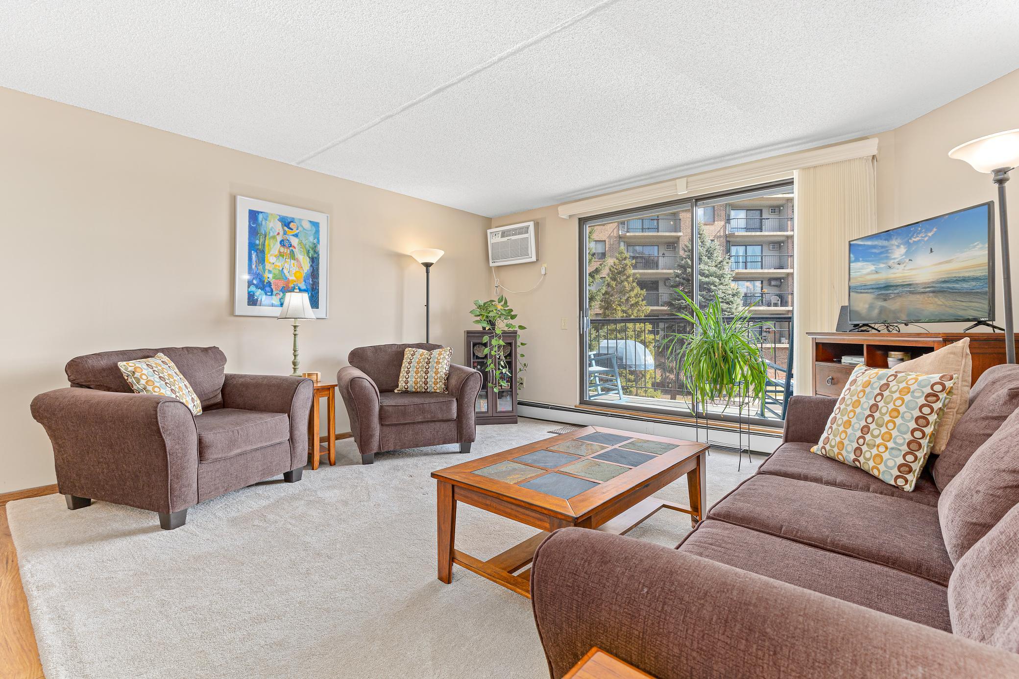 2601 Kenzie Terrace Unit: 129
