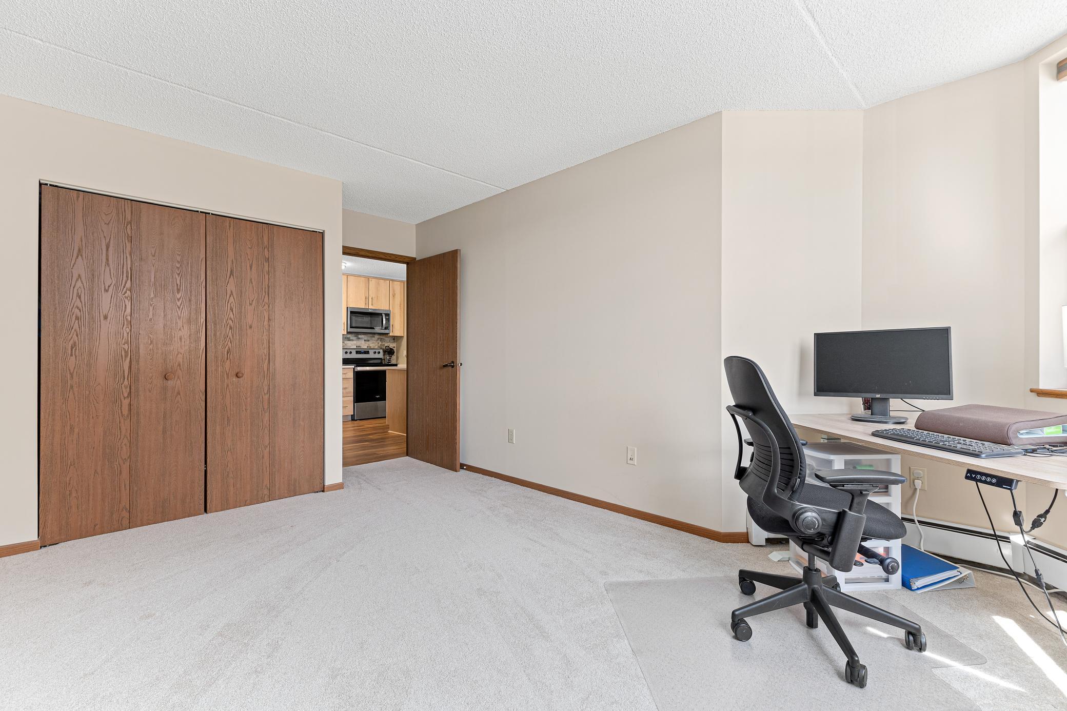 2601 Kenzie Terrace Unit: 129