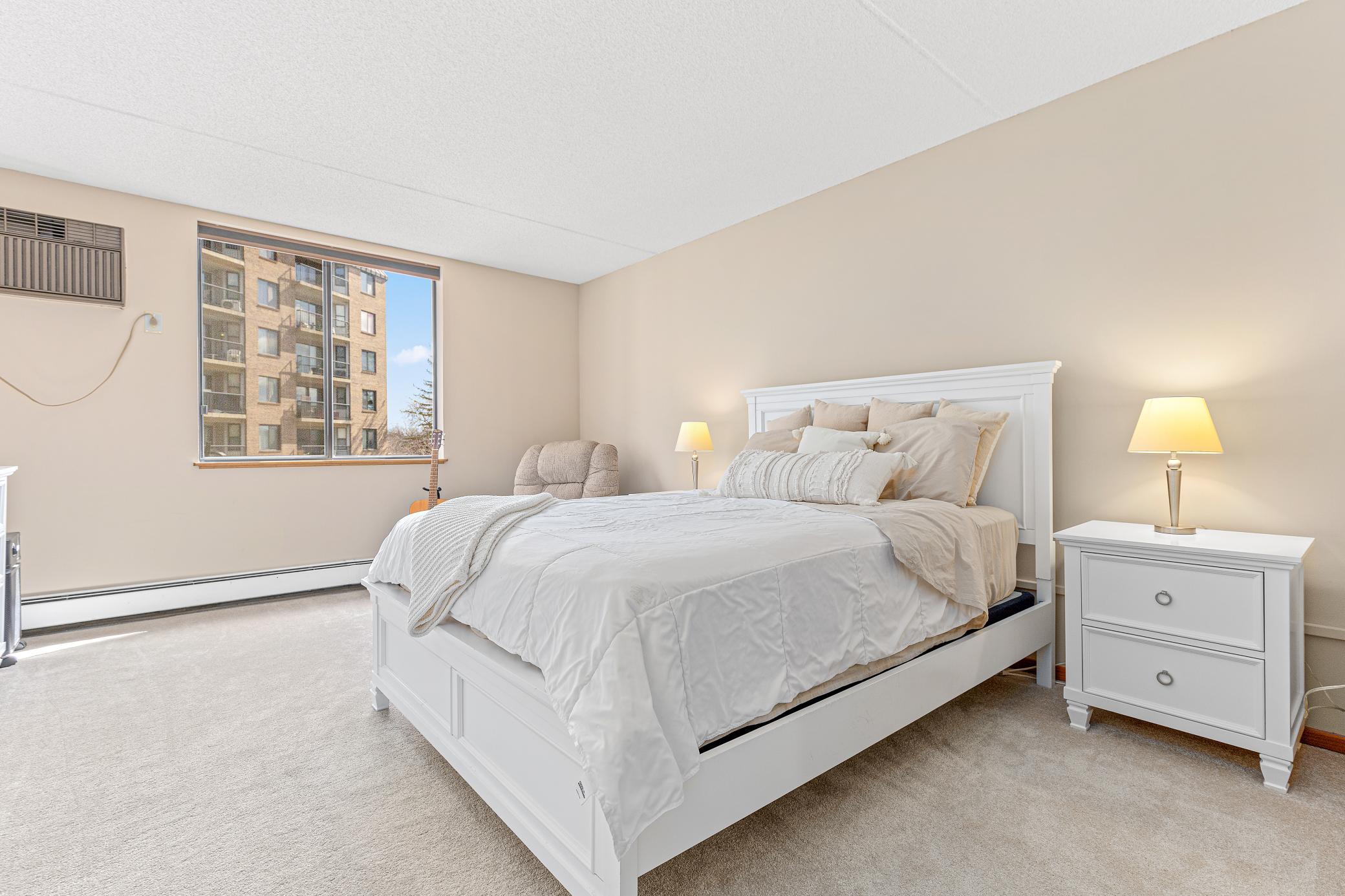 2601 Kenzie Terrace Unit: 129