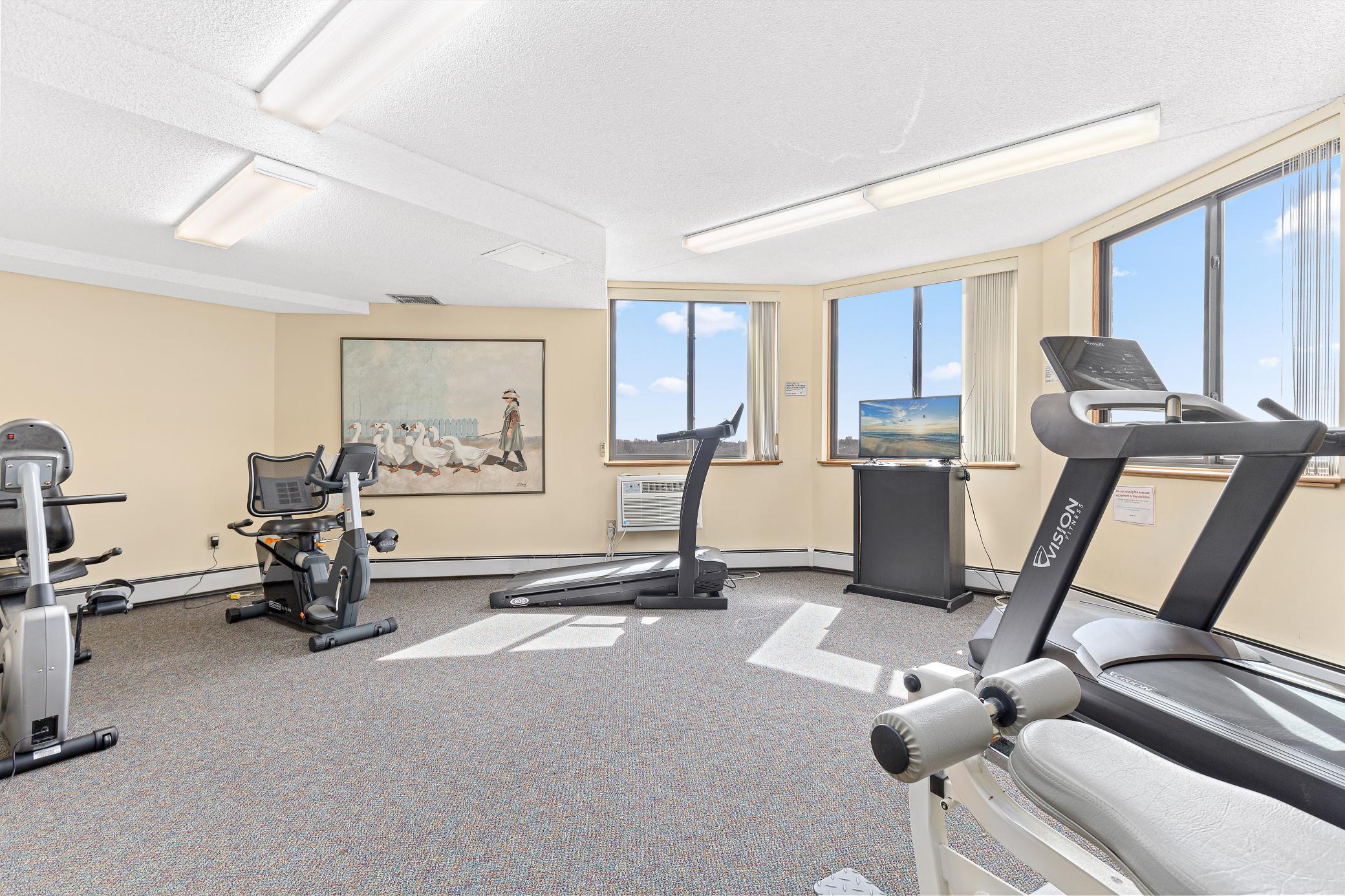 2601 Kenzie Terrace Unit: 129