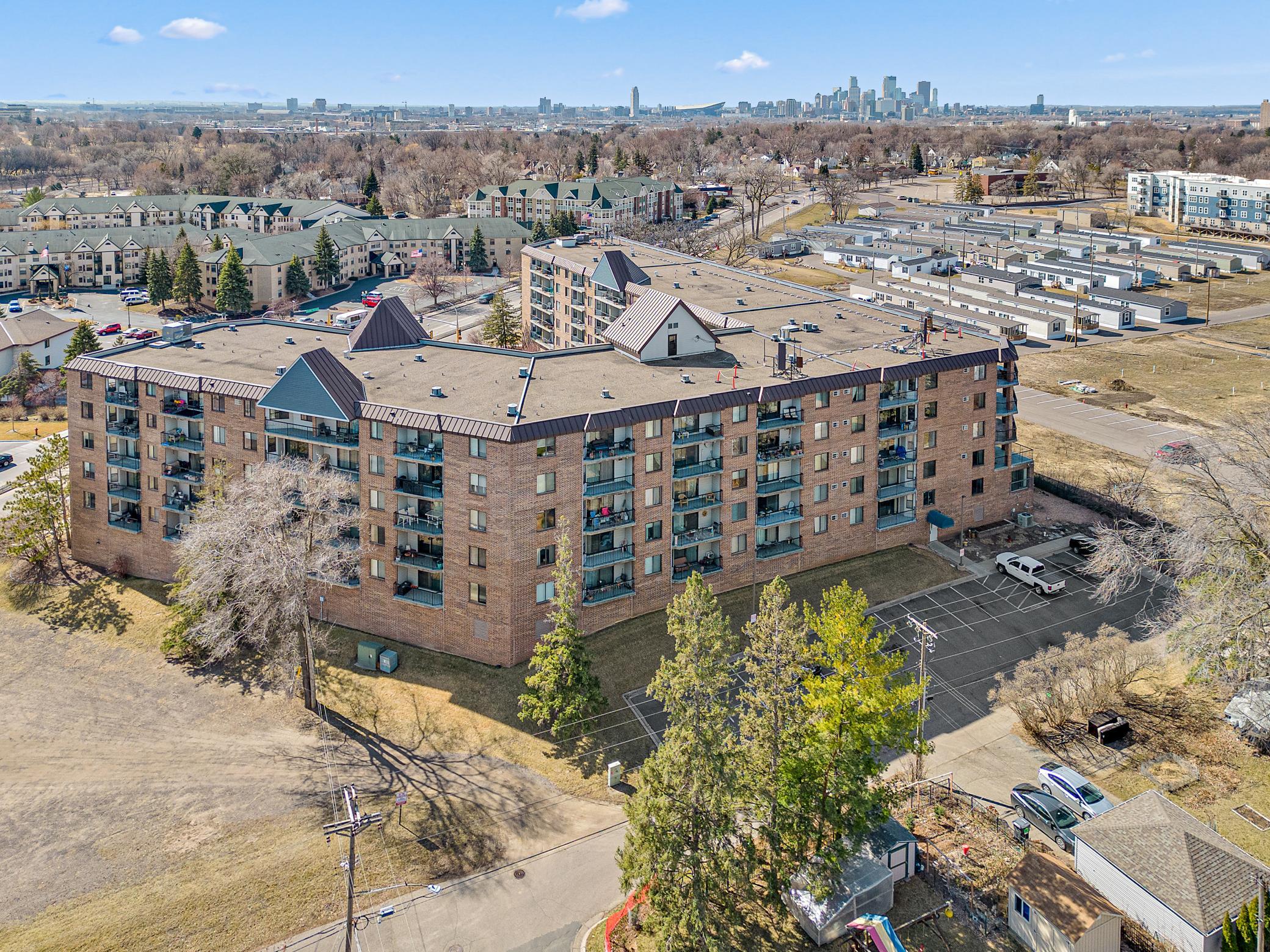 2601 Kenzie Terrace Unit: 129