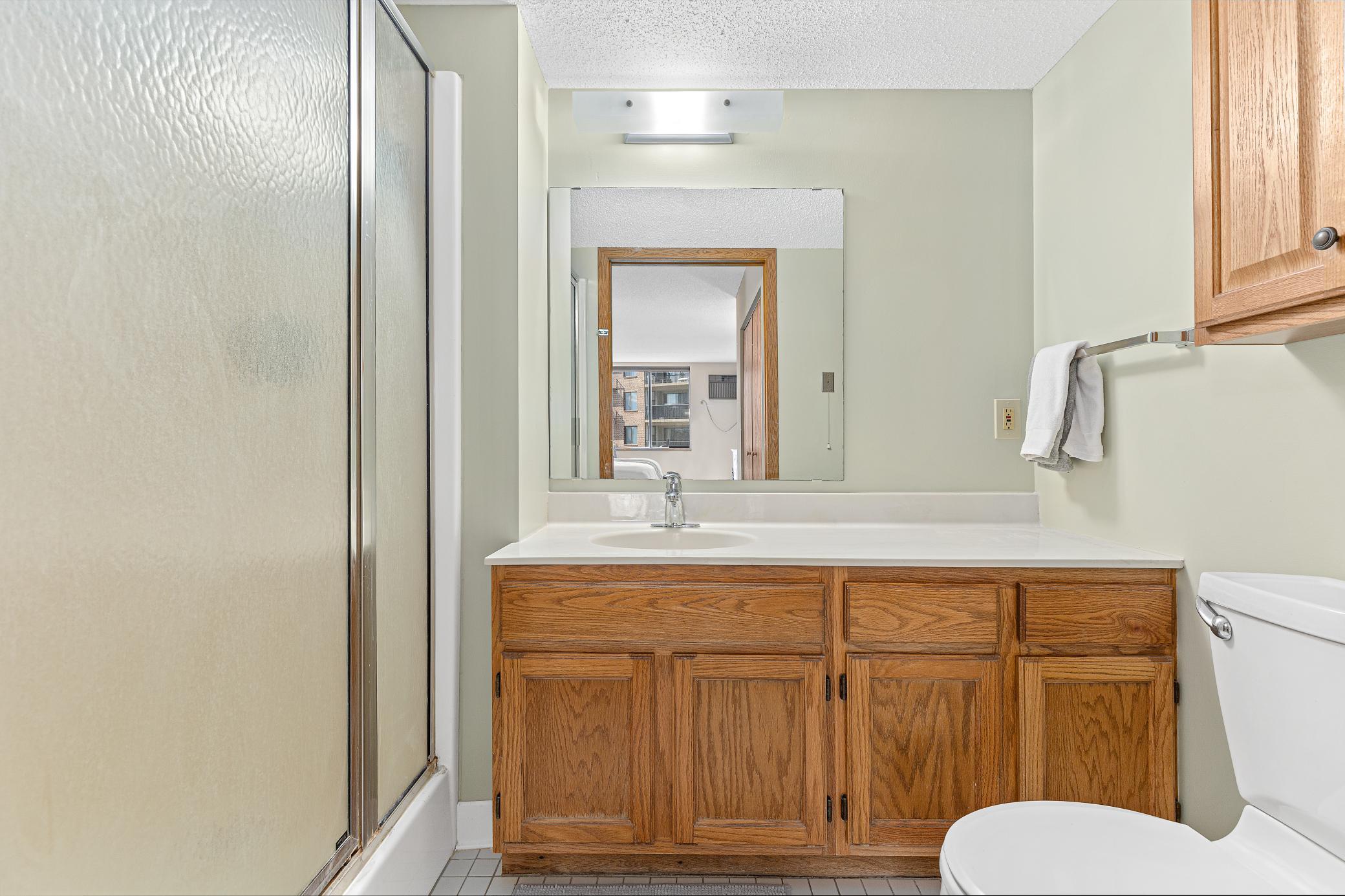 2601 Kenzie Terrace Unit: 129