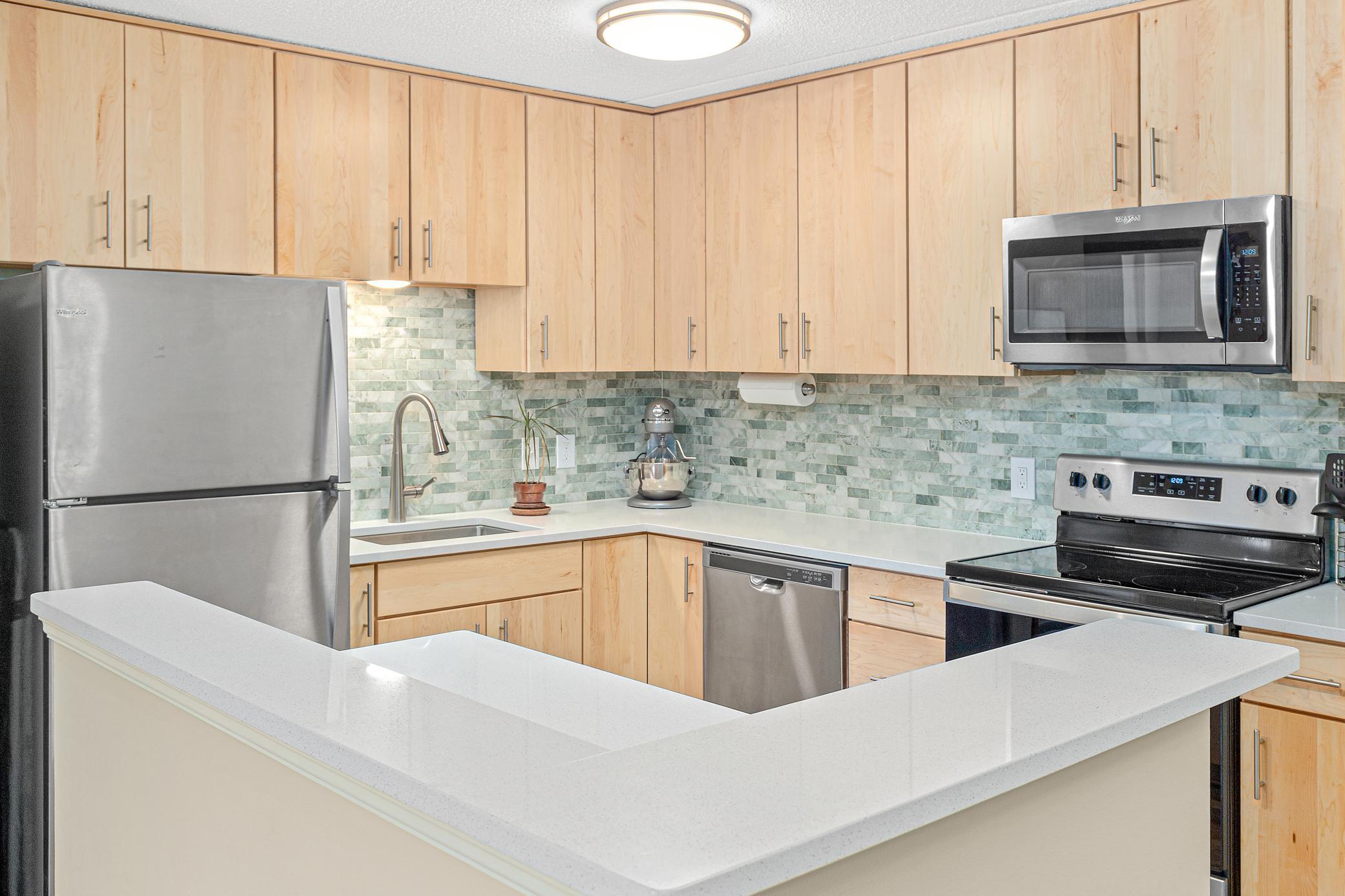 2601 Kenzie Terrace Unit: 129