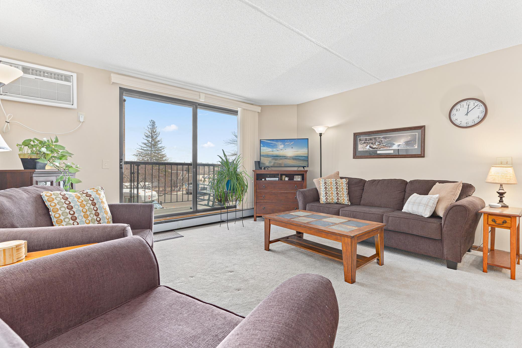 2601 Kenzie Terrace Unit: 129