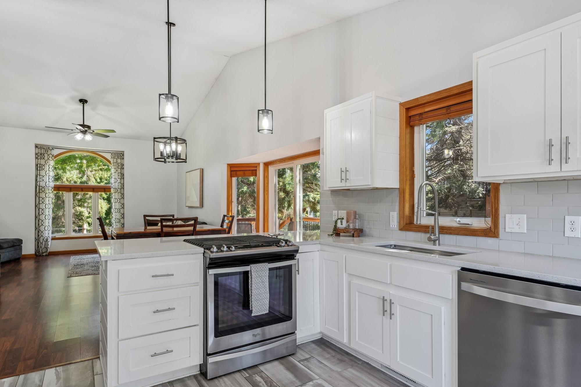 14183 Vale Street NW