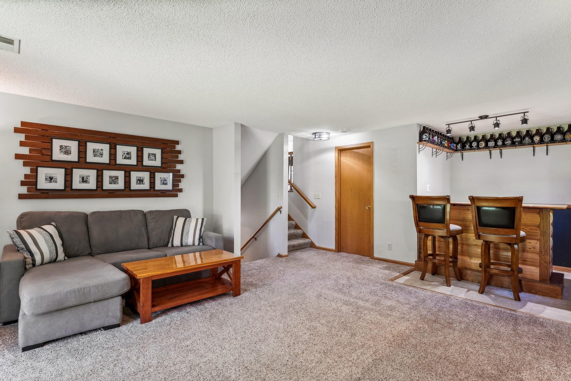 14183 Vale Street NW