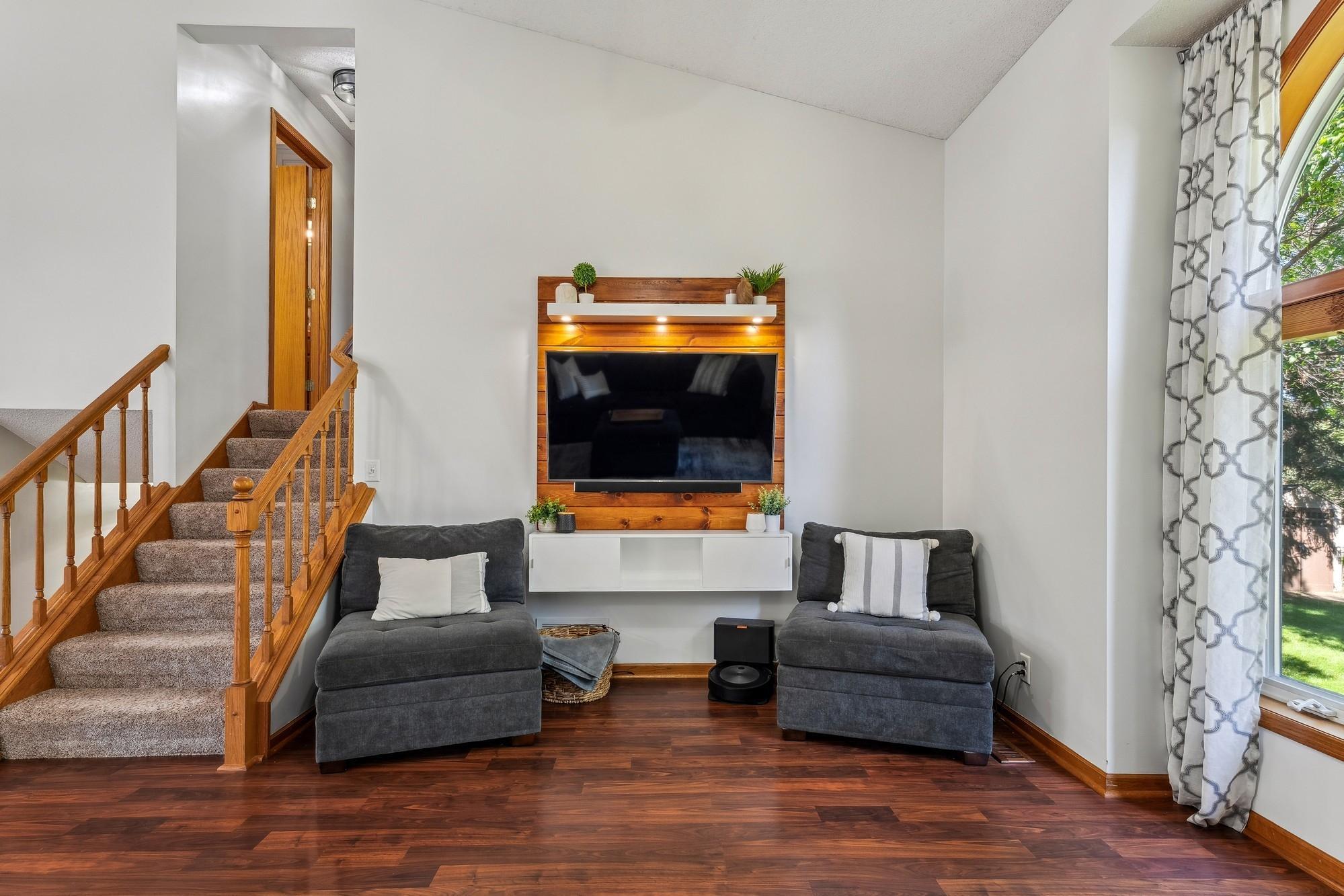 14183 Vale Street NW