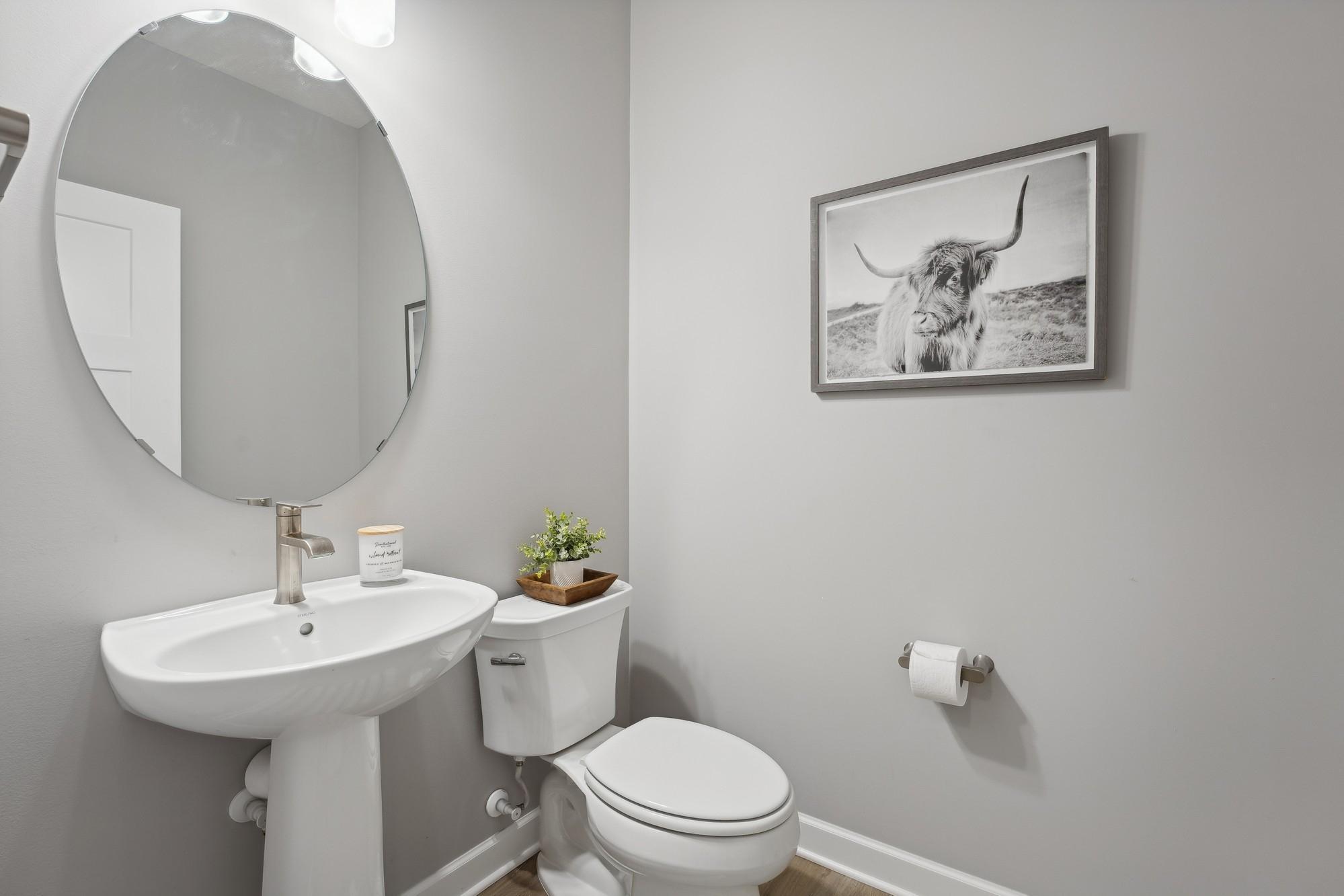 9925 Lower 8th Street N