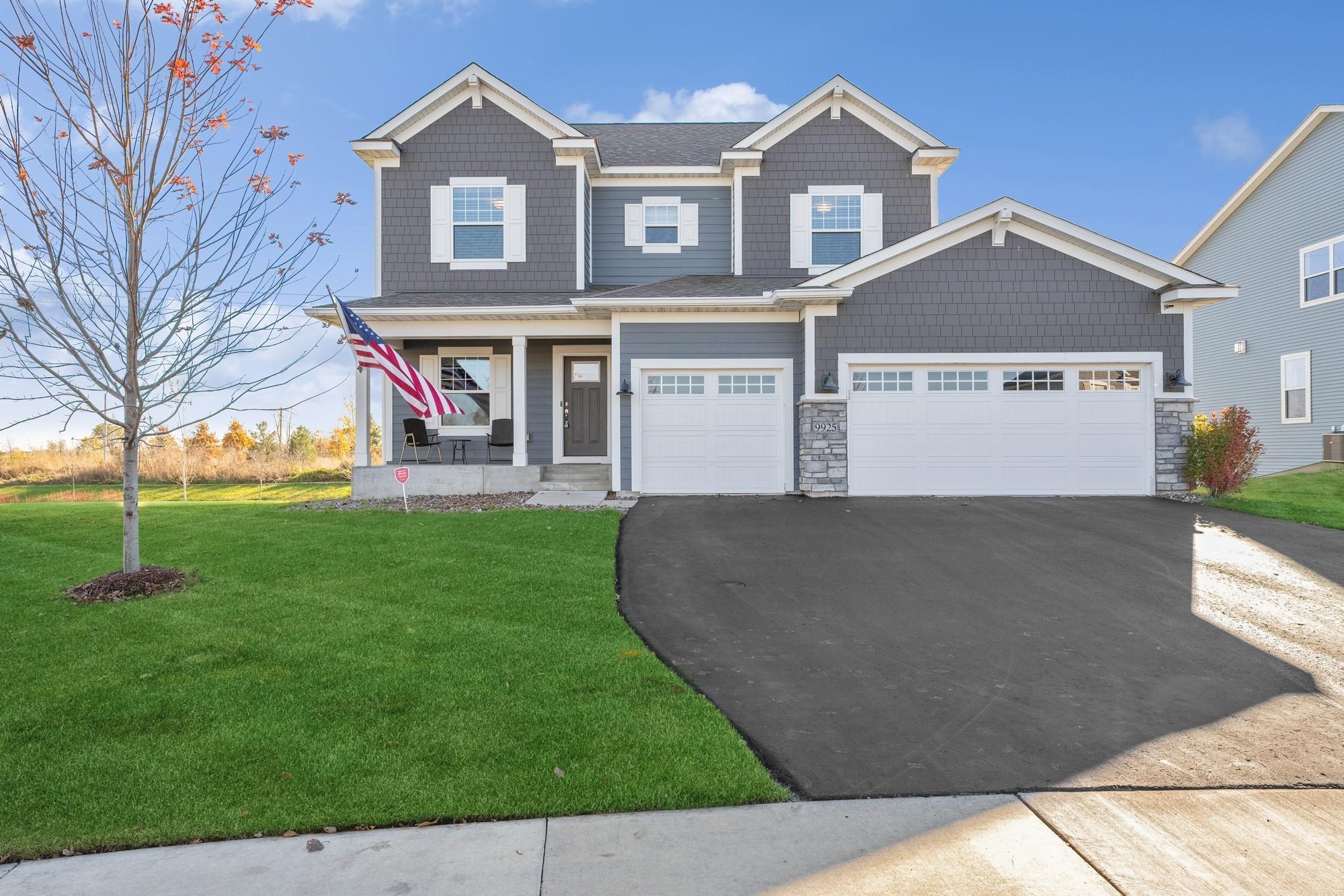 9925 Lower 8th Street N