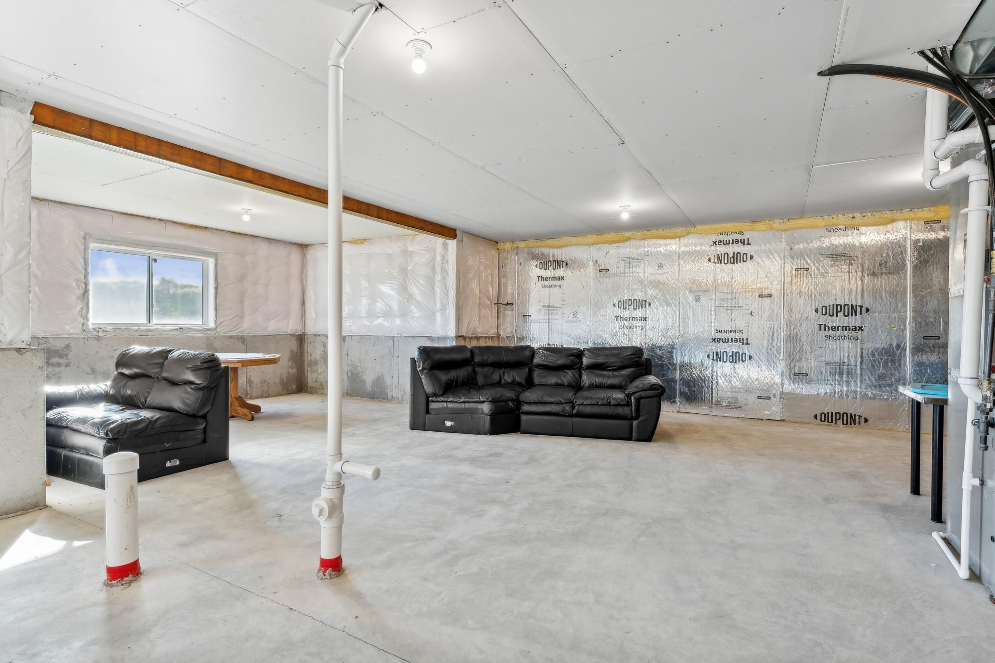 9925 Lower 8th Street N