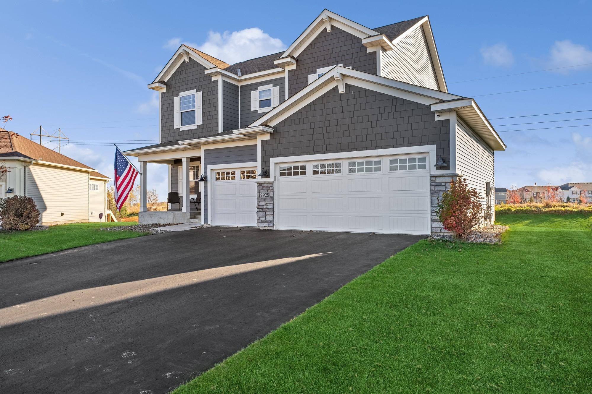 9925 Lower 8th Street N