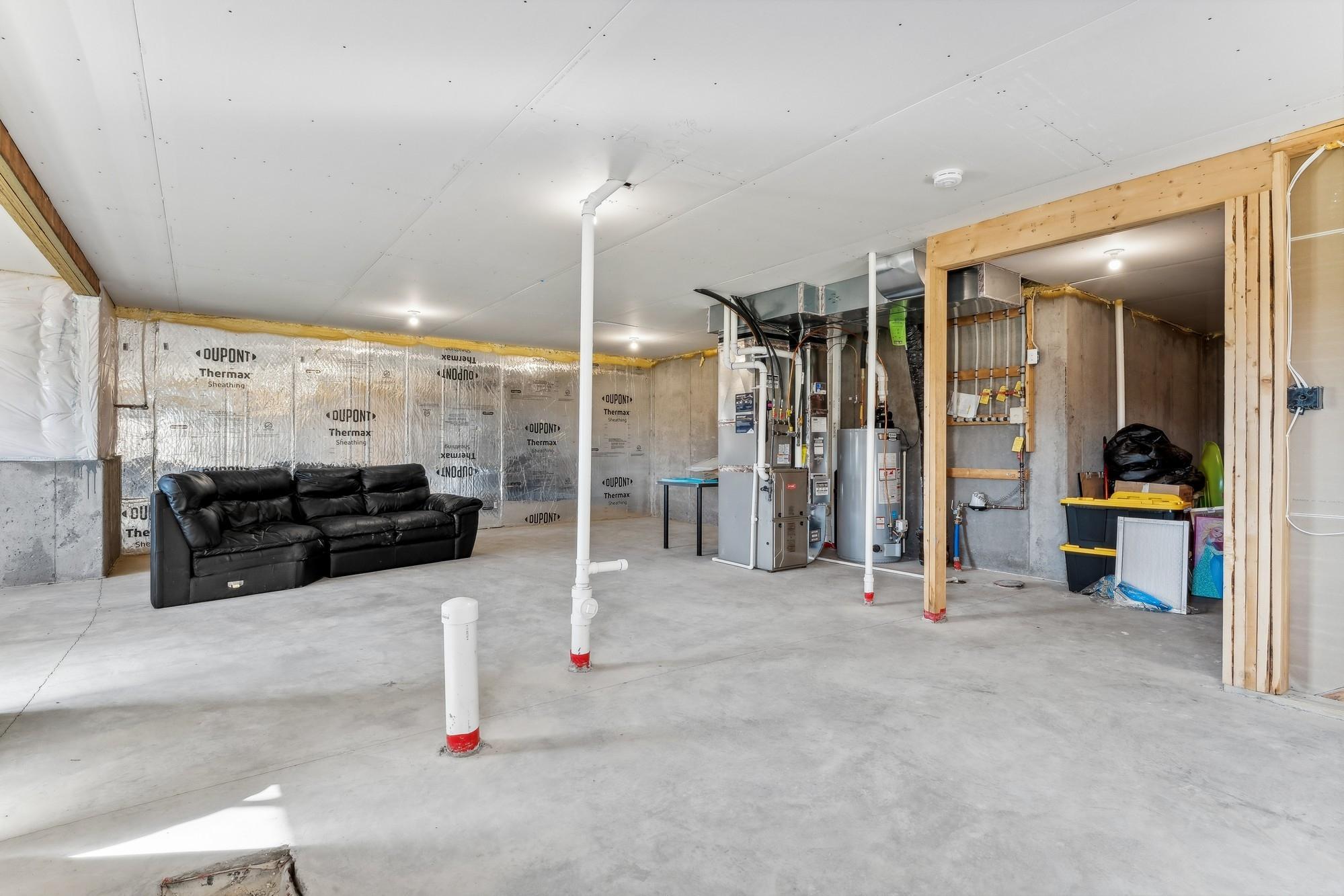 9925 Lower 8th Street N