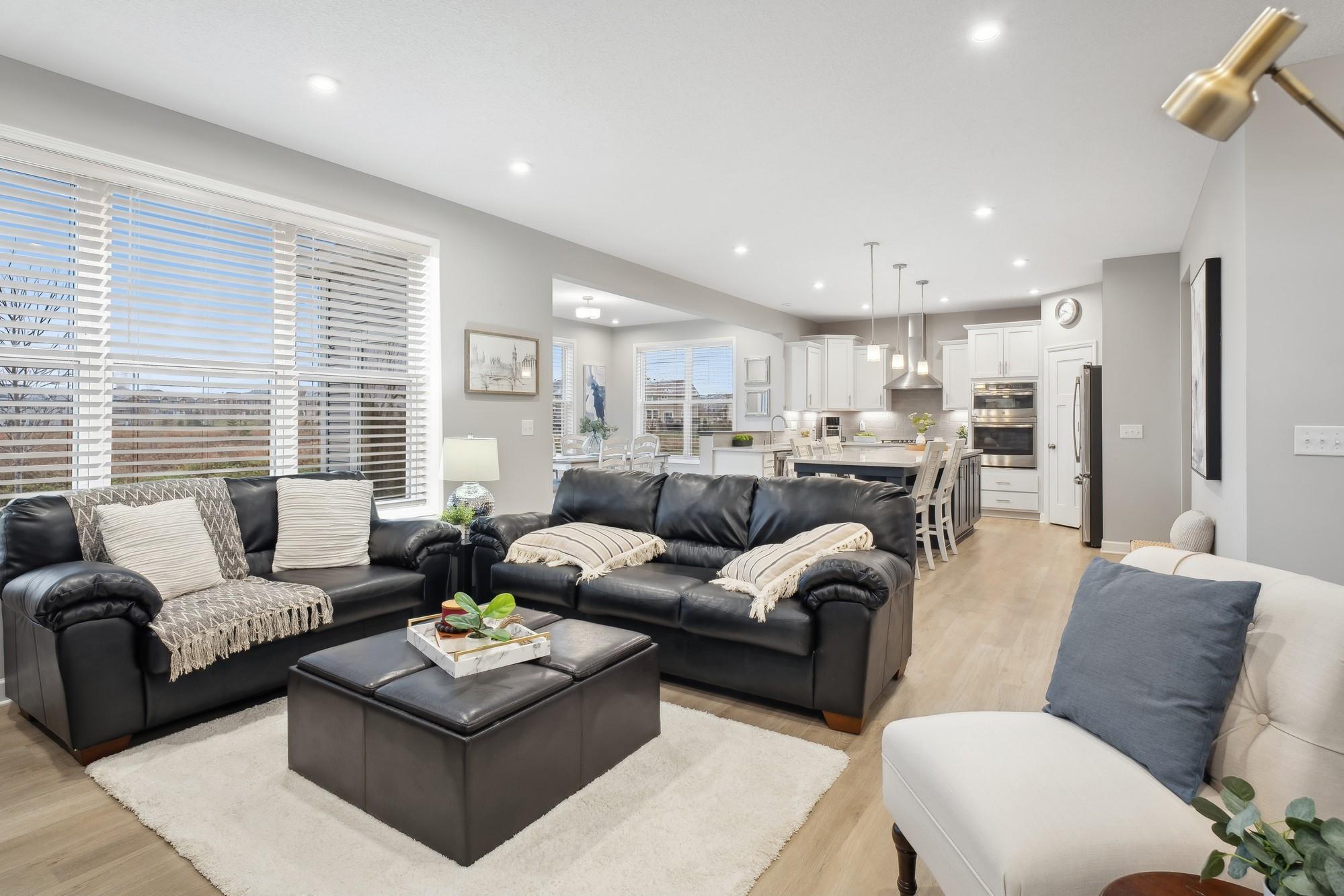 9925 Lower 8th Street N