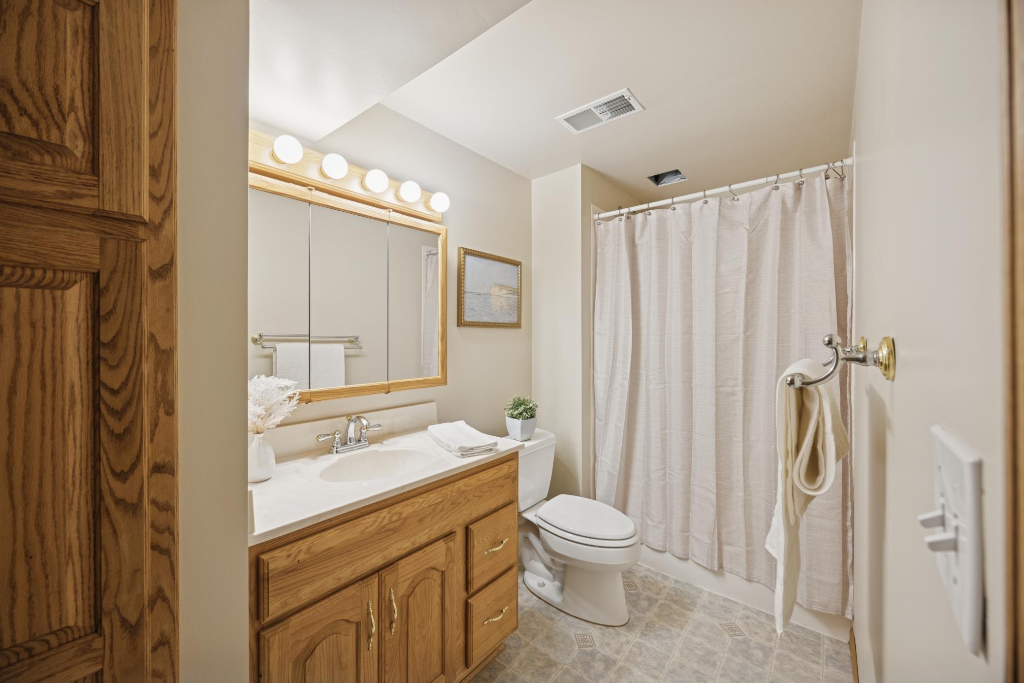 1919 129th Avenue NE