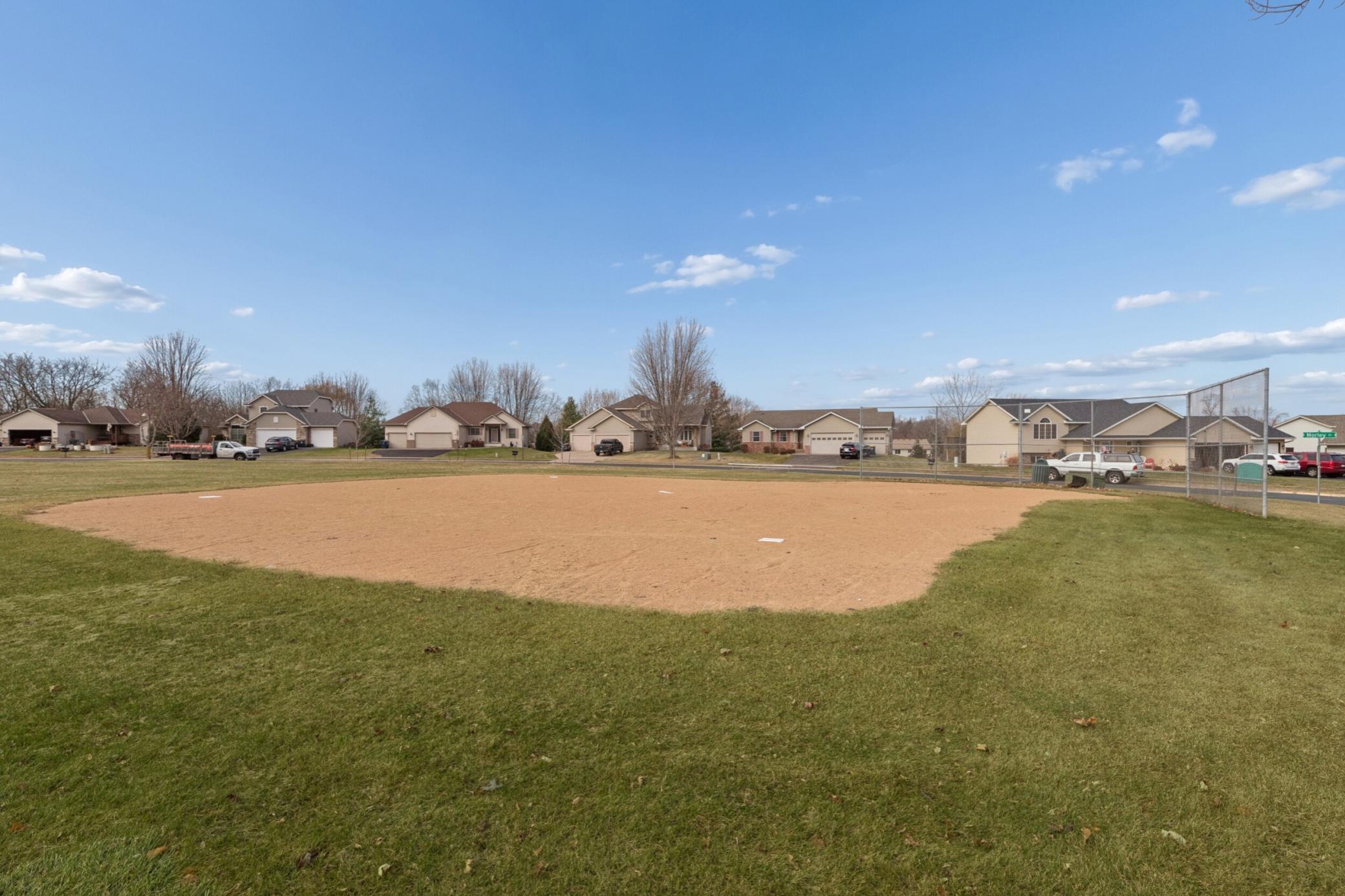 11876 N Meadow Curve