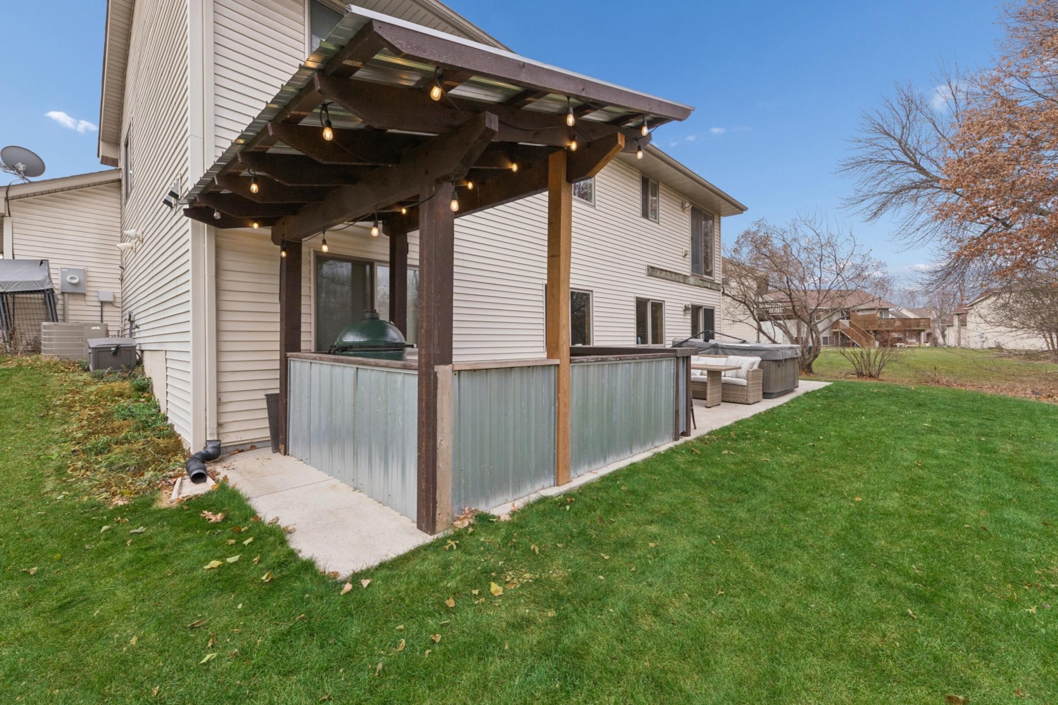 11876 N Meadow Curve