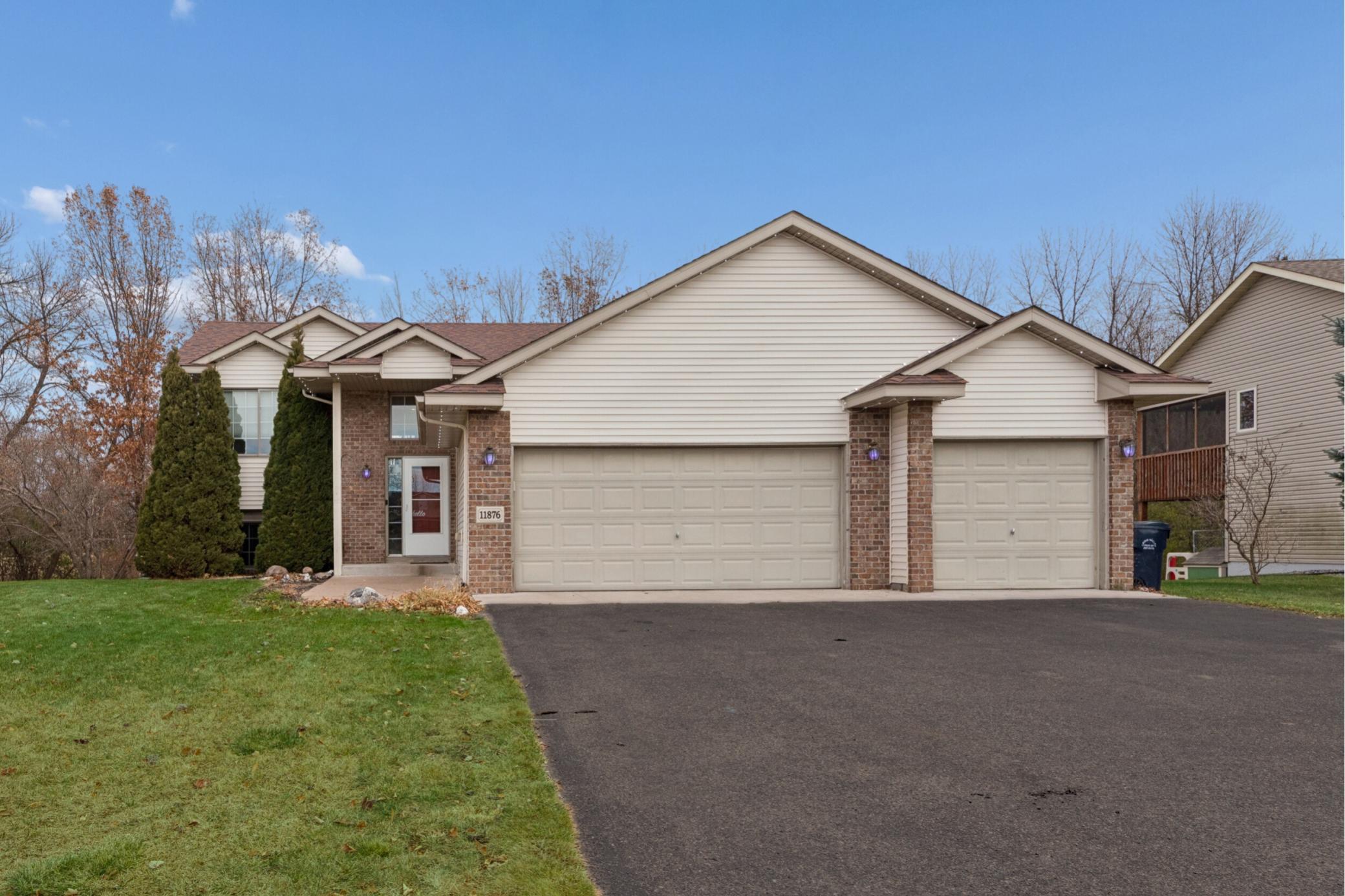 11876 N Meadow Curve