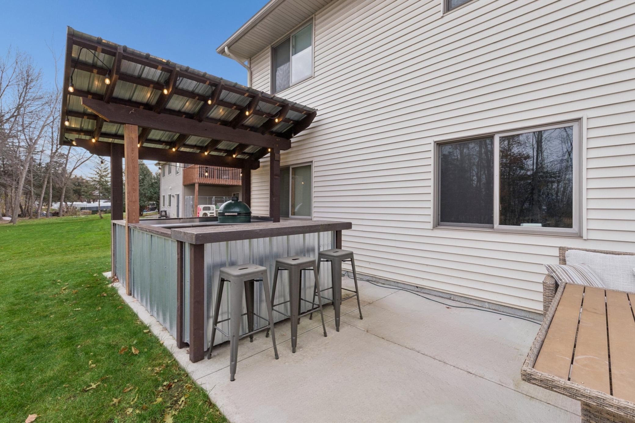 11876 N Meadow Curve