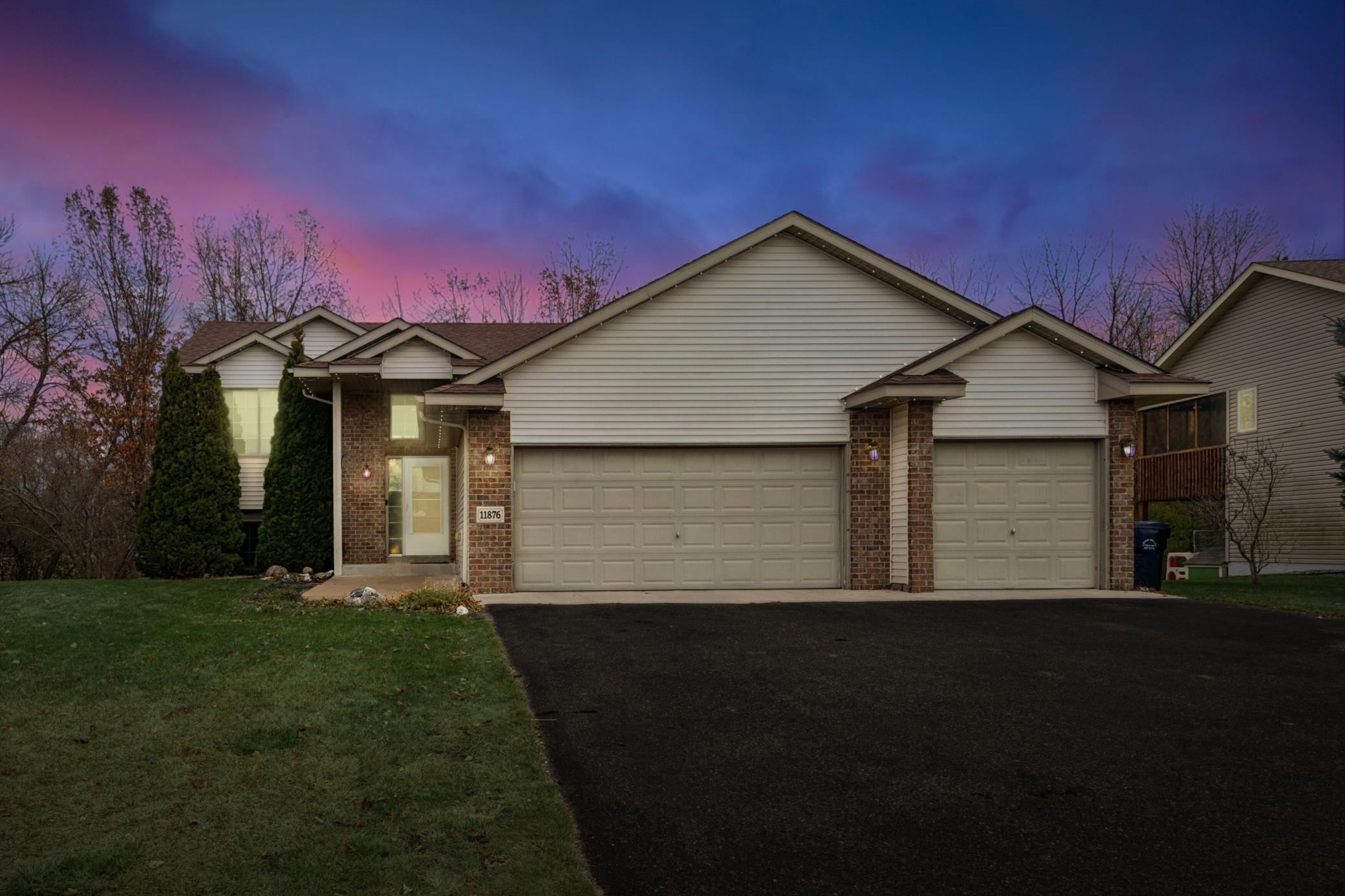 11876 N Meadow Curve