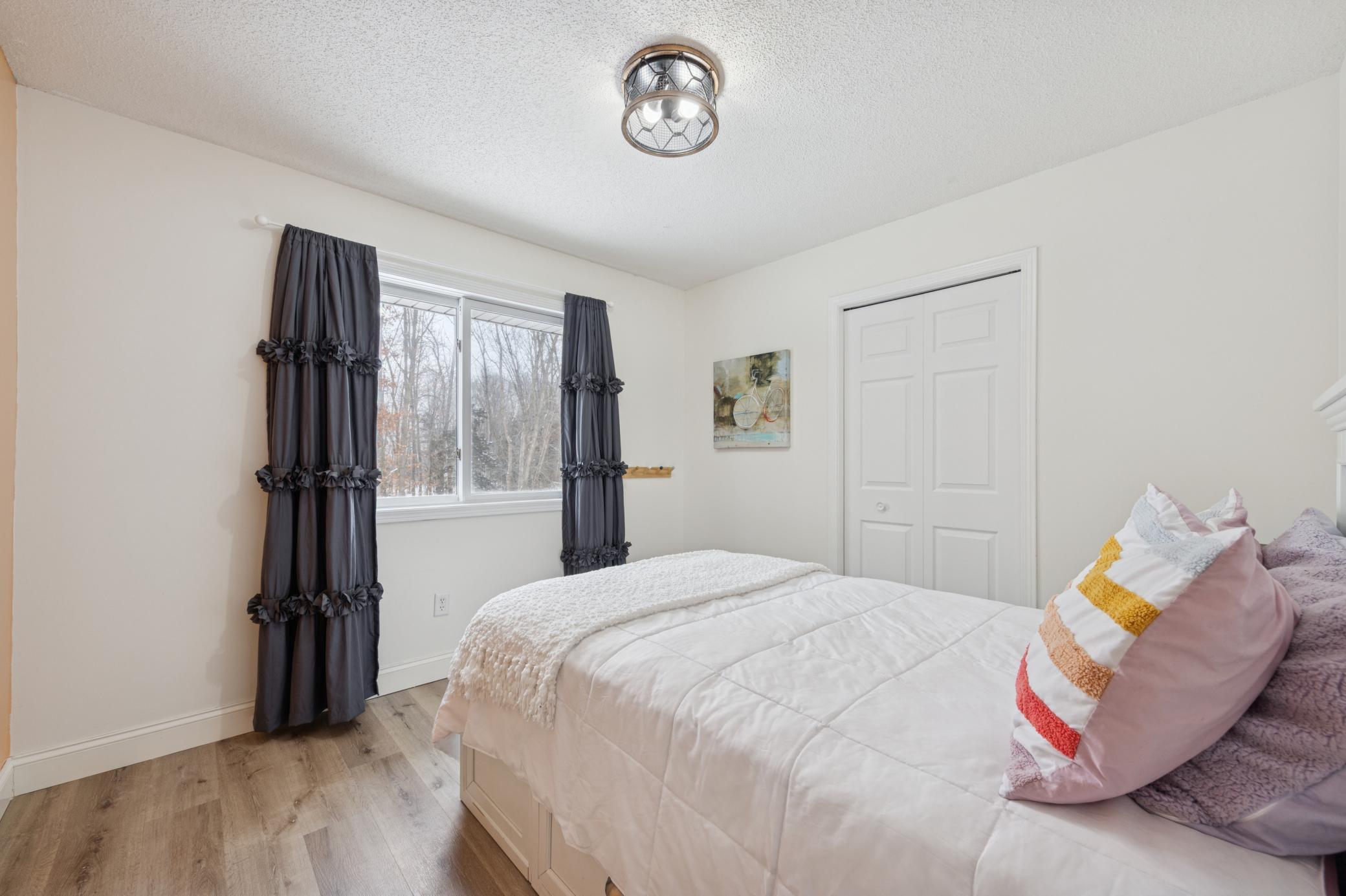 11876 N Meadow Curve