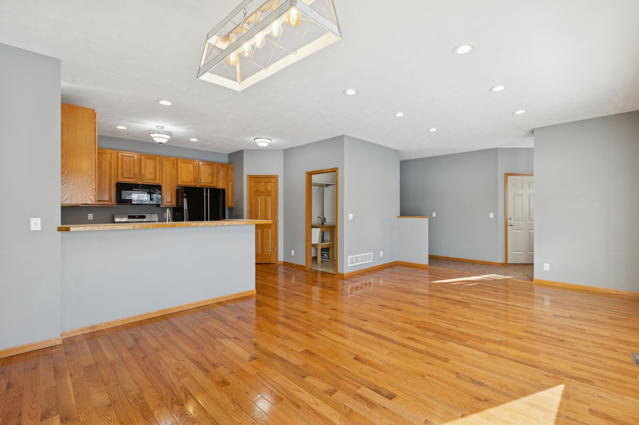 747 Park Brook Road NW