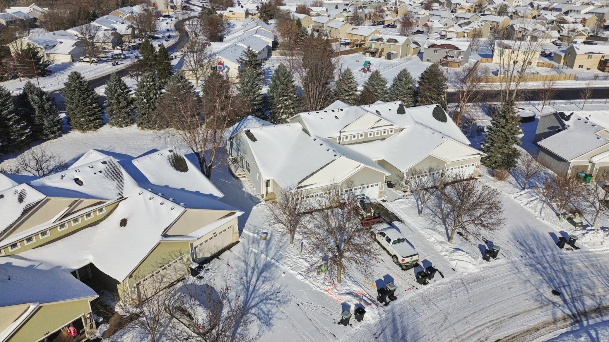 747 Park Brook Road NW