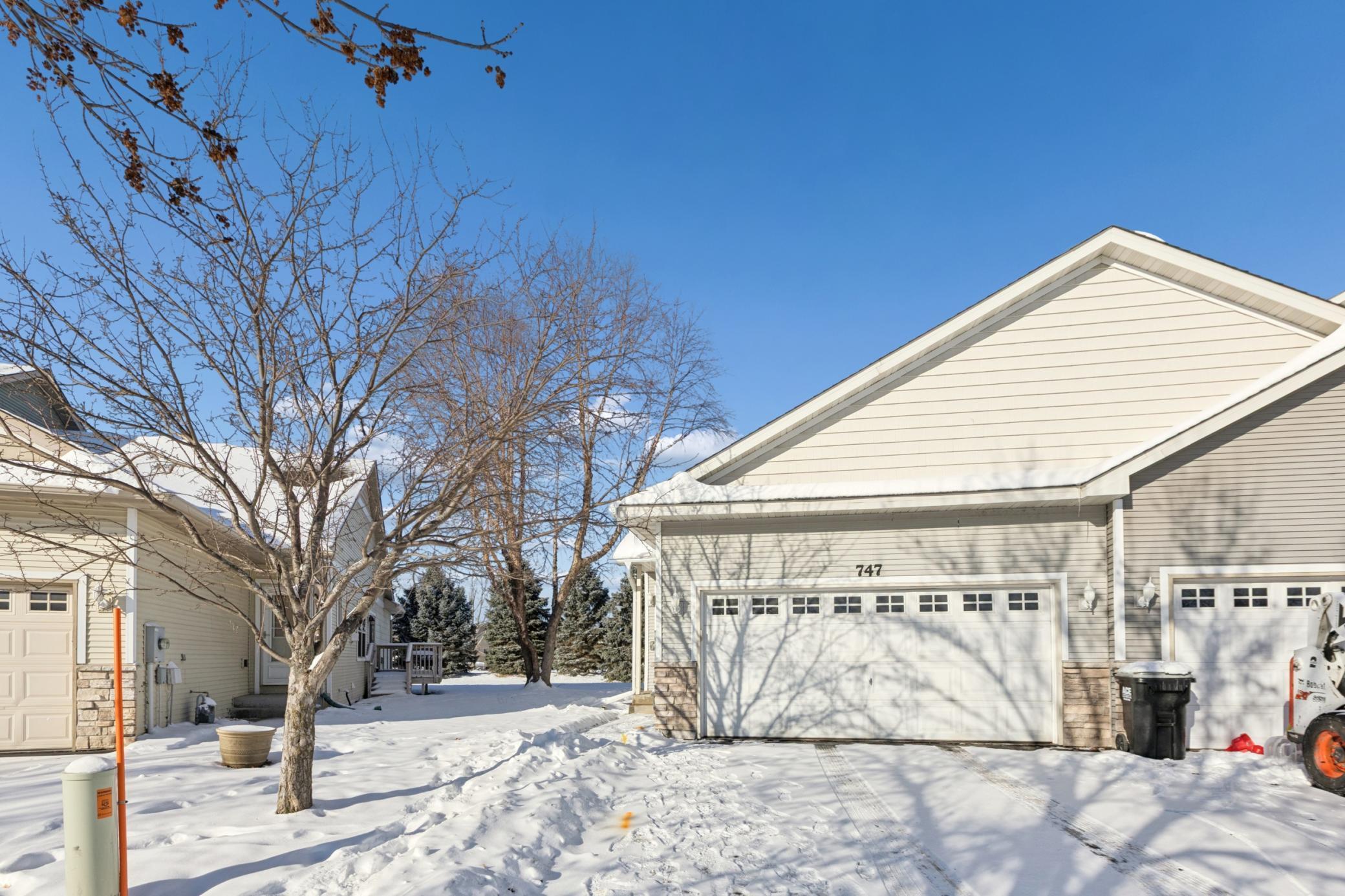 747 Park Brook Road NW