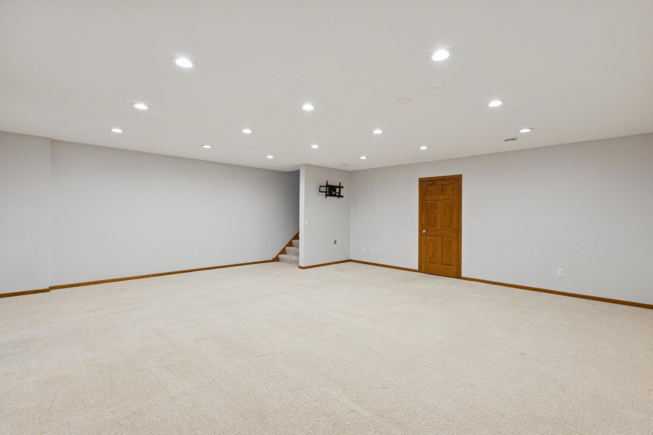 747 Park Brook Road NW