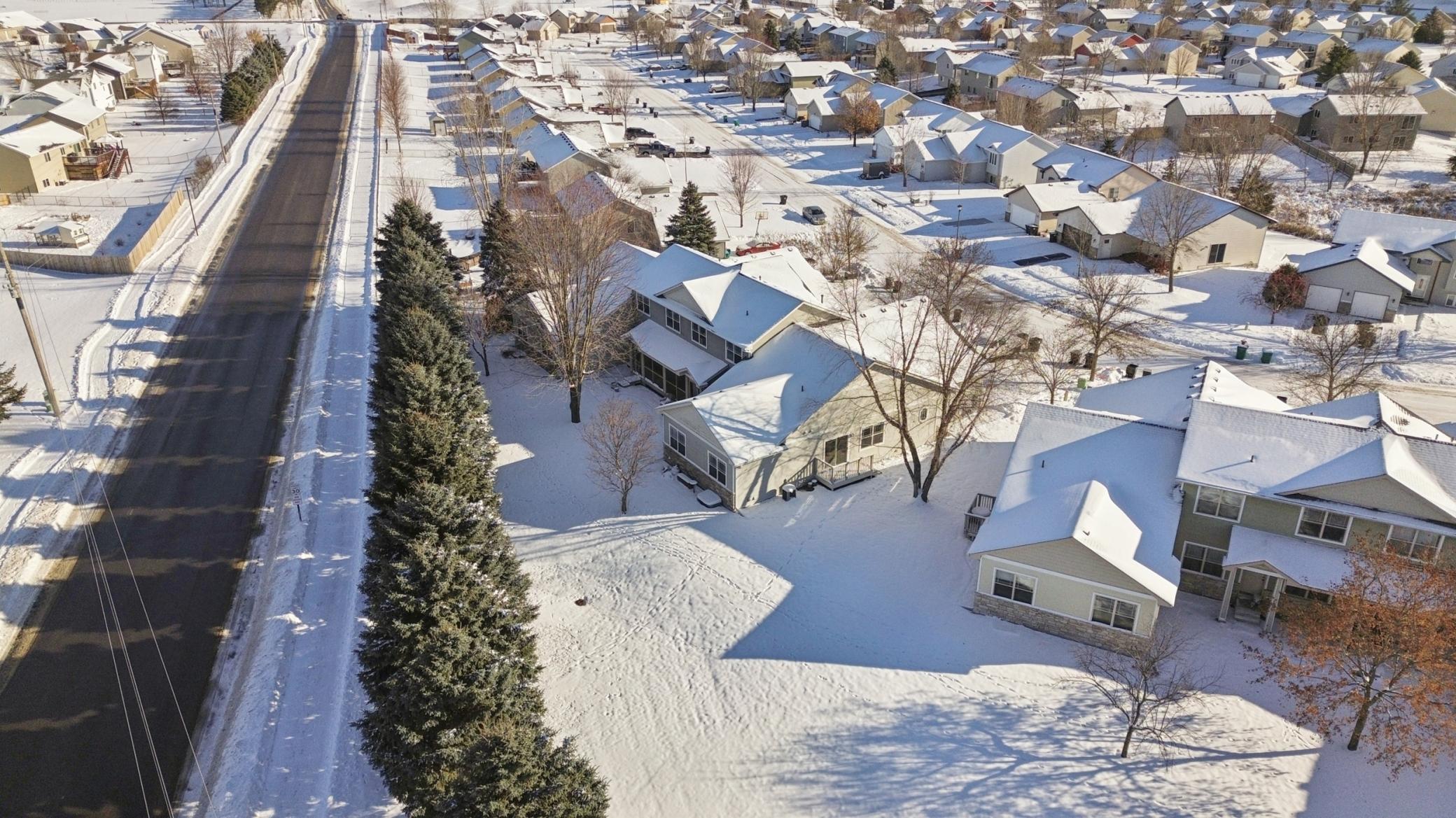 747 Park Brook Road NW