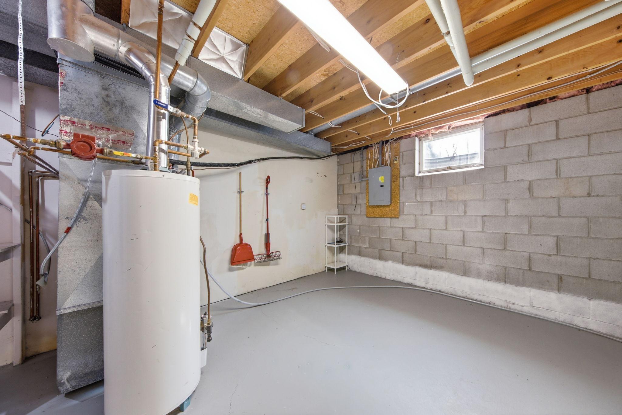 8749 212th Street Court N