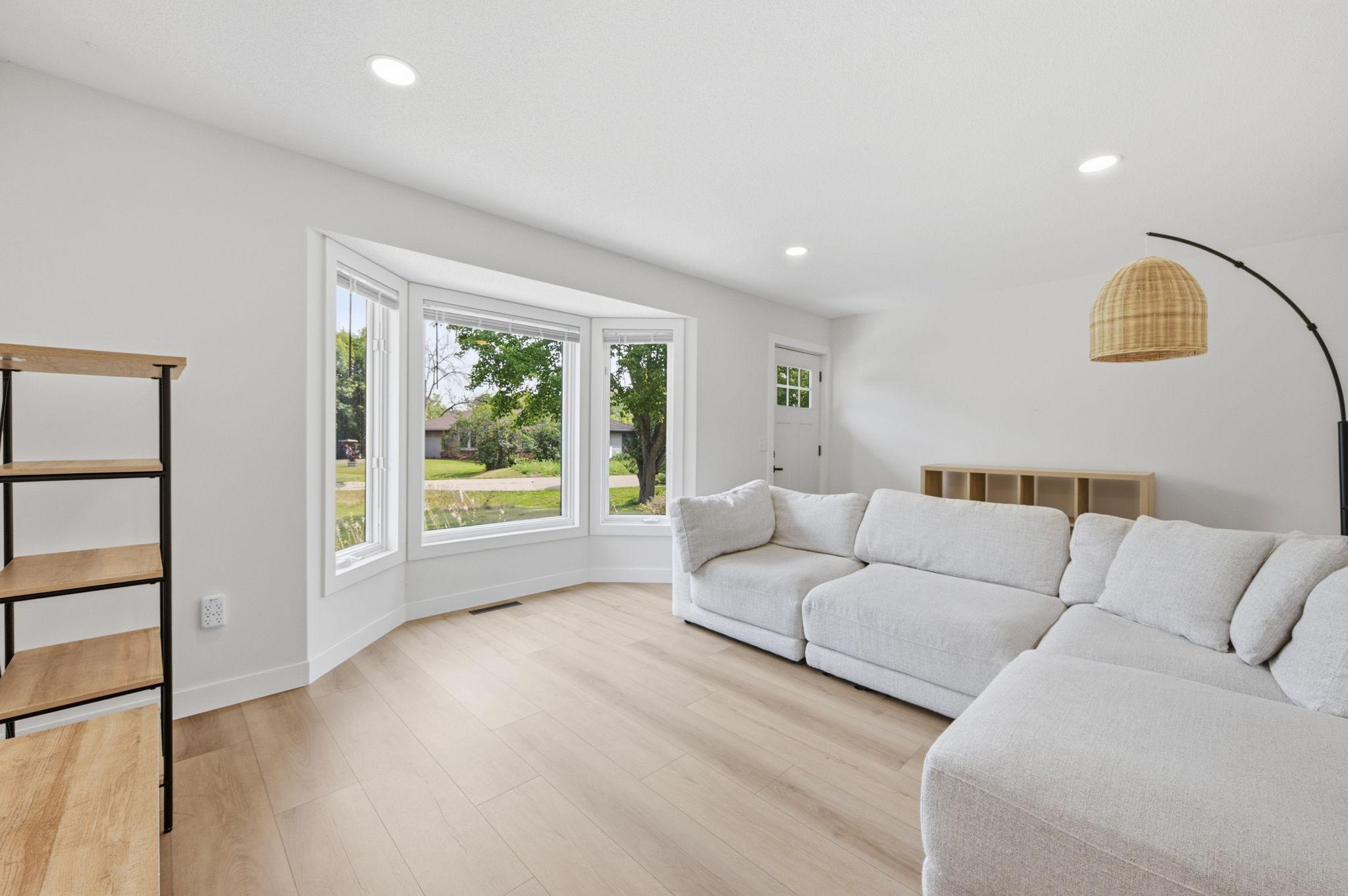 8749 212th Street Court N