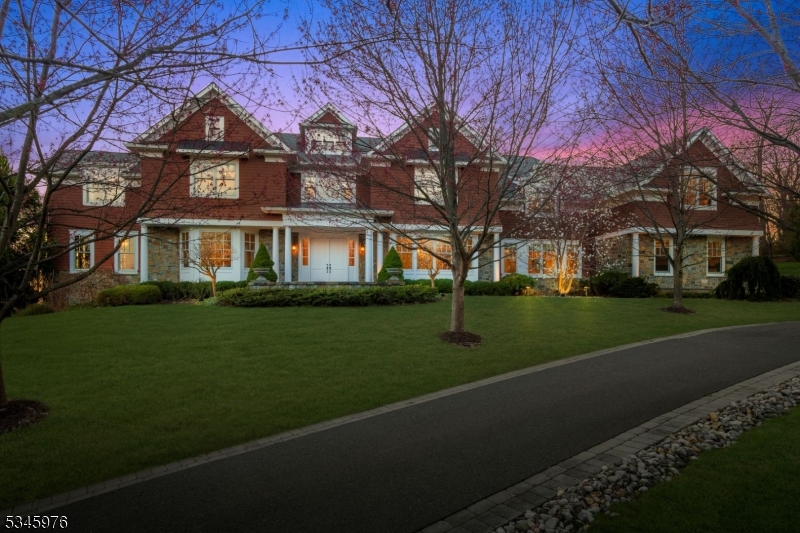 72 Wisteria Way