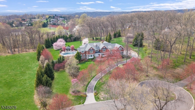 72 Wisteria Way