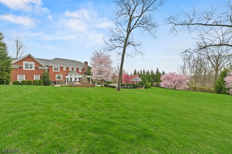 72 Wisteria Way