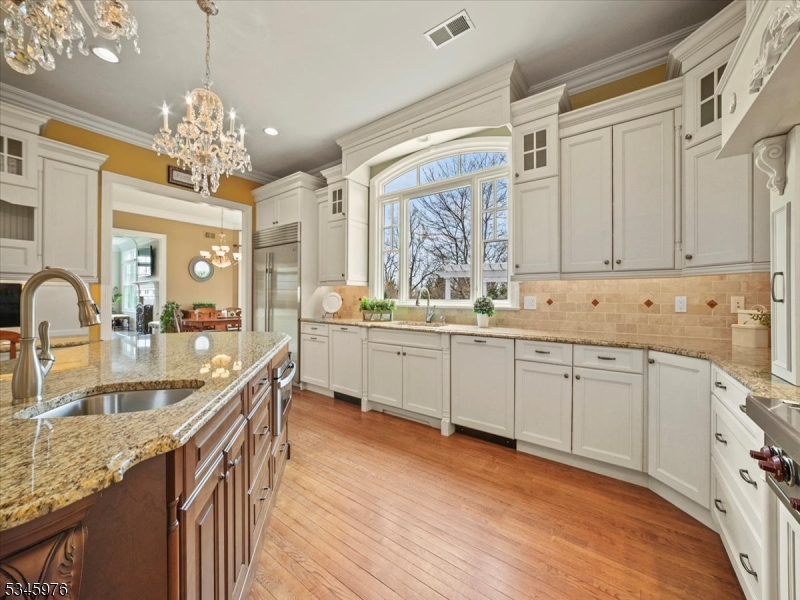 72 Wisteria Way