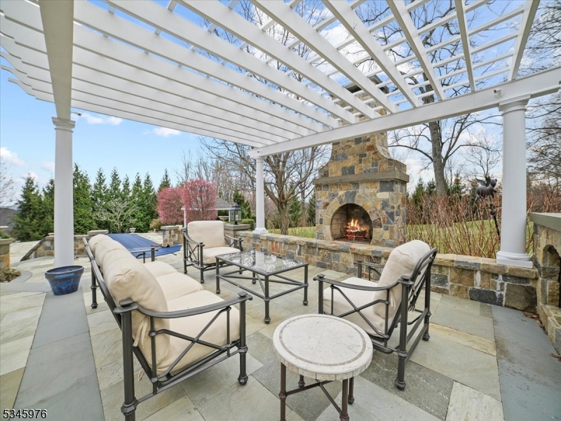 72 Wisteria Way