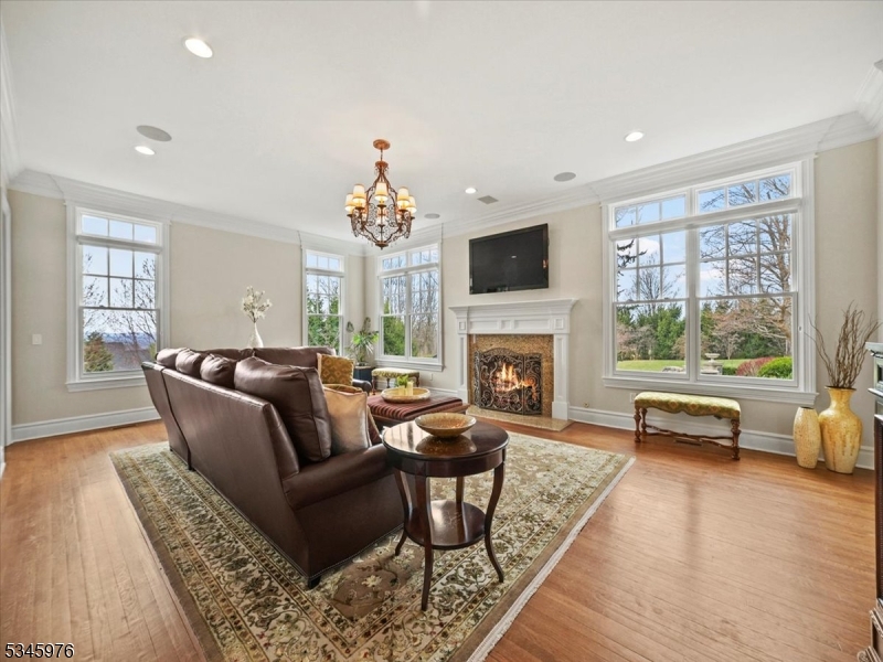 72 Wisteria Way