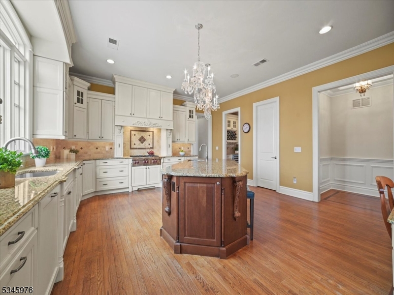 72 Wisteria Way