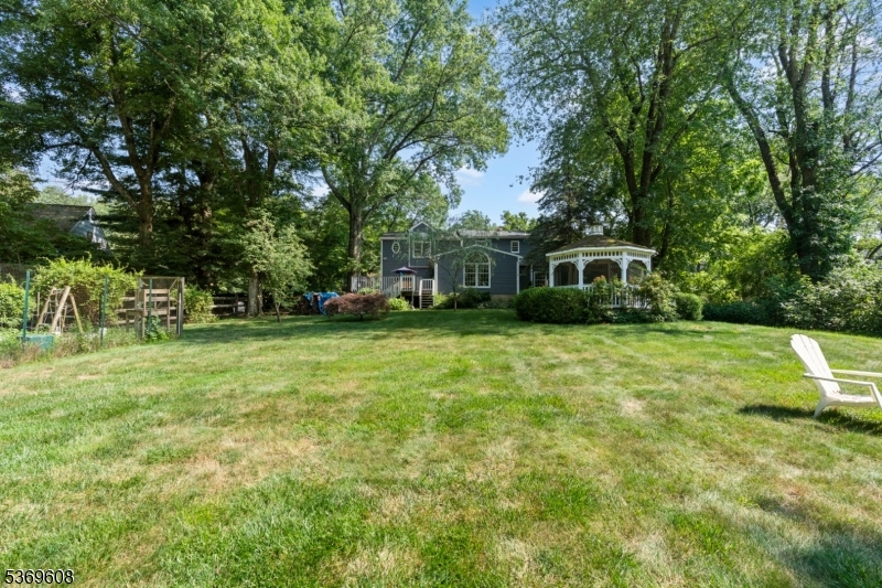174 Meyersville Rd