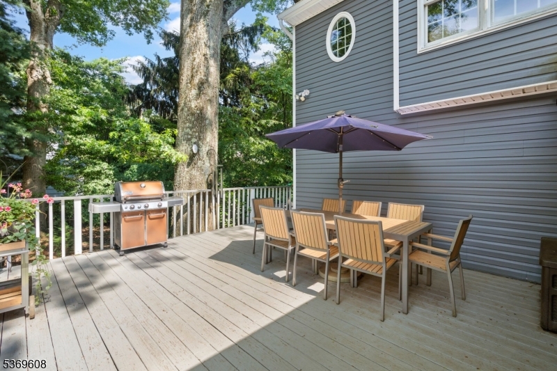 174 Meyersville Rd