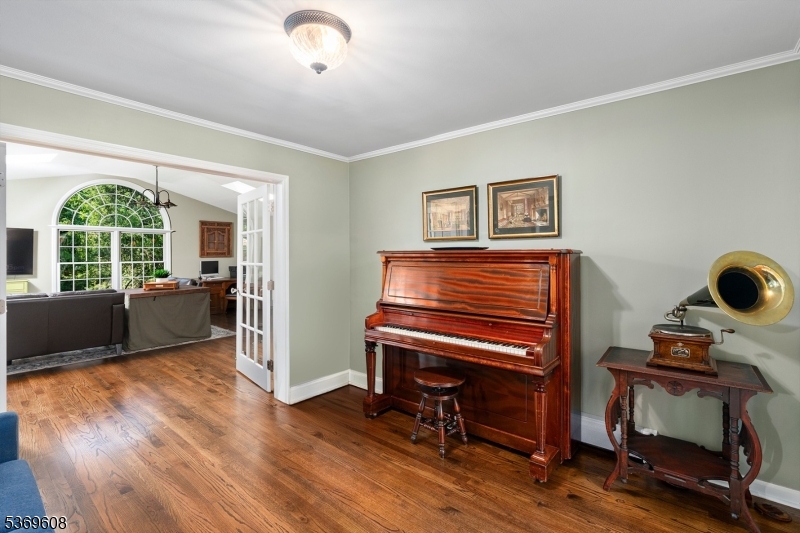 174 Meyersville Rd