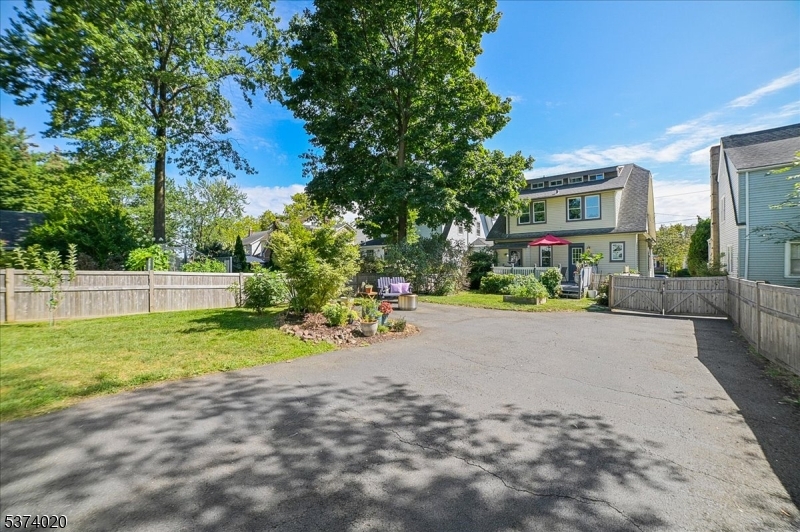 101 Midland Blvd