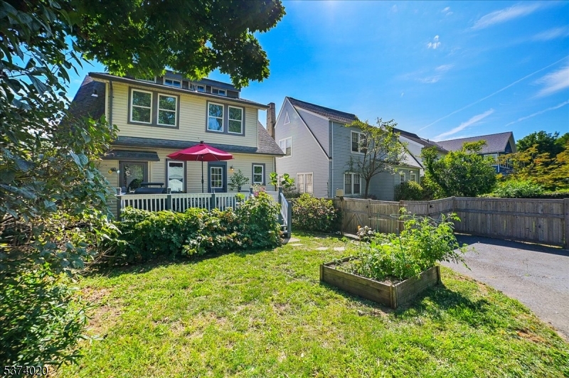 101 Midland Blvd