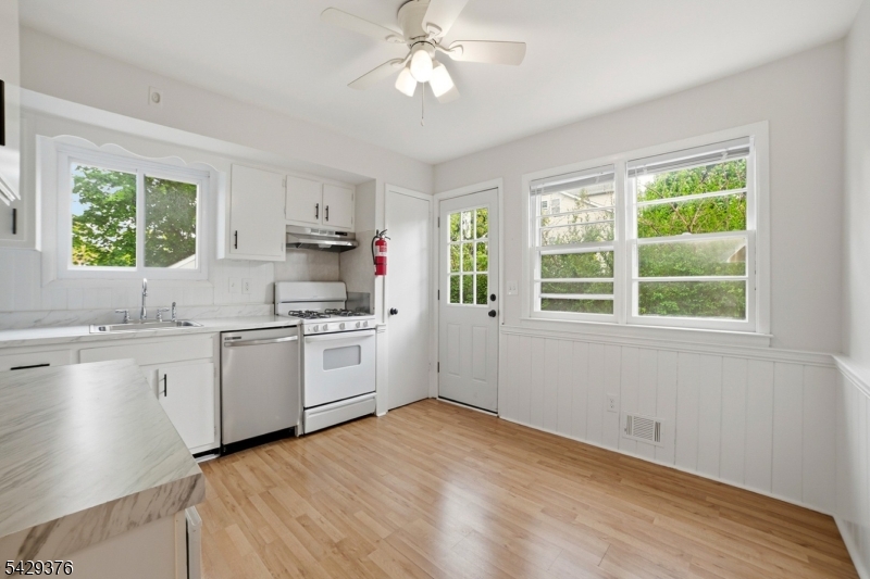 59 Bernards Ave Unit A A