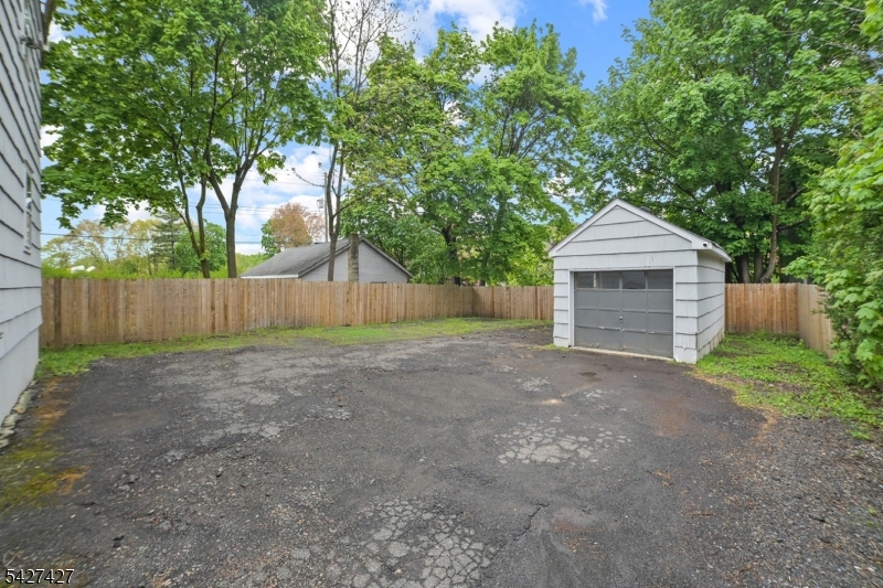 59 Bernards Ave Unit B B