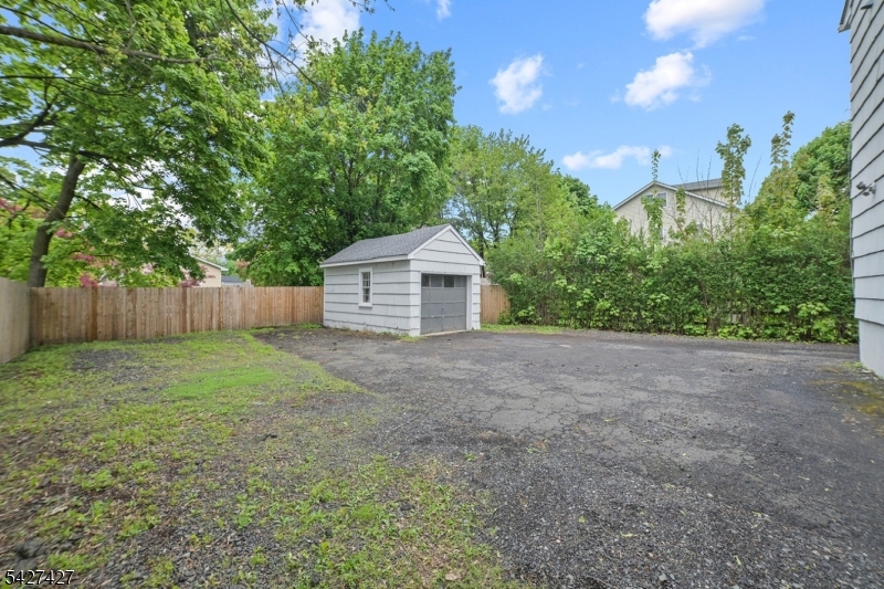 59 Bernards Ave Unit B B