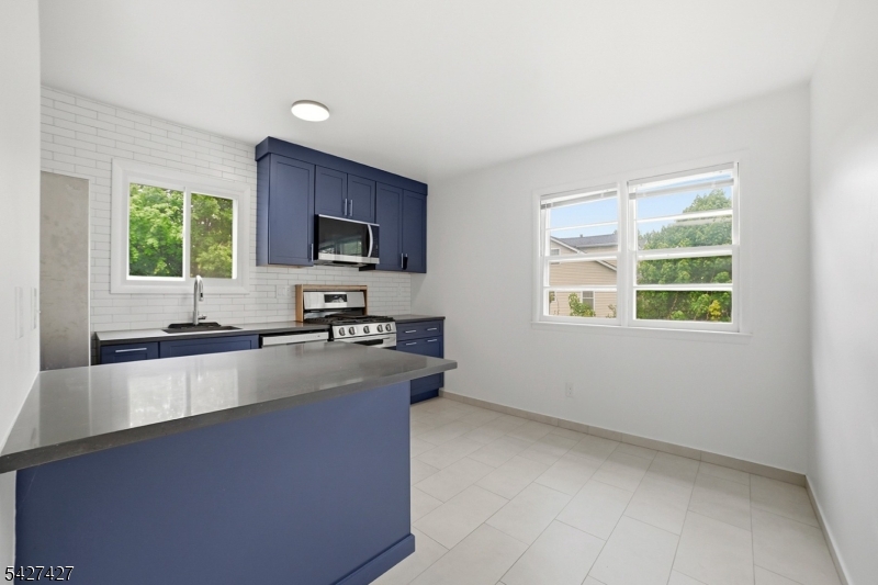 59 Bernards Ave Unit B B