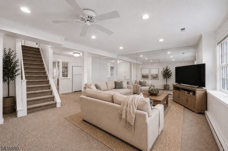 52 Hampton Rd
