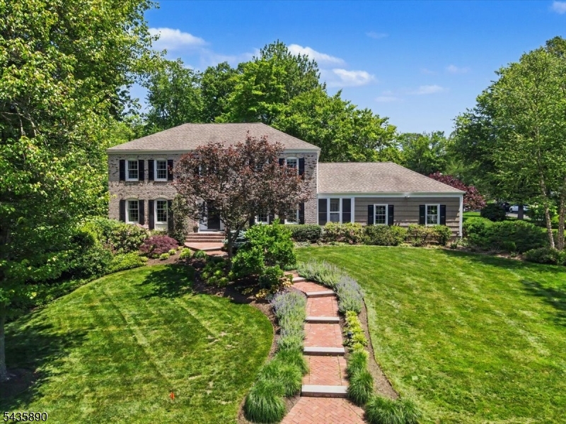 52 Hampton Rd